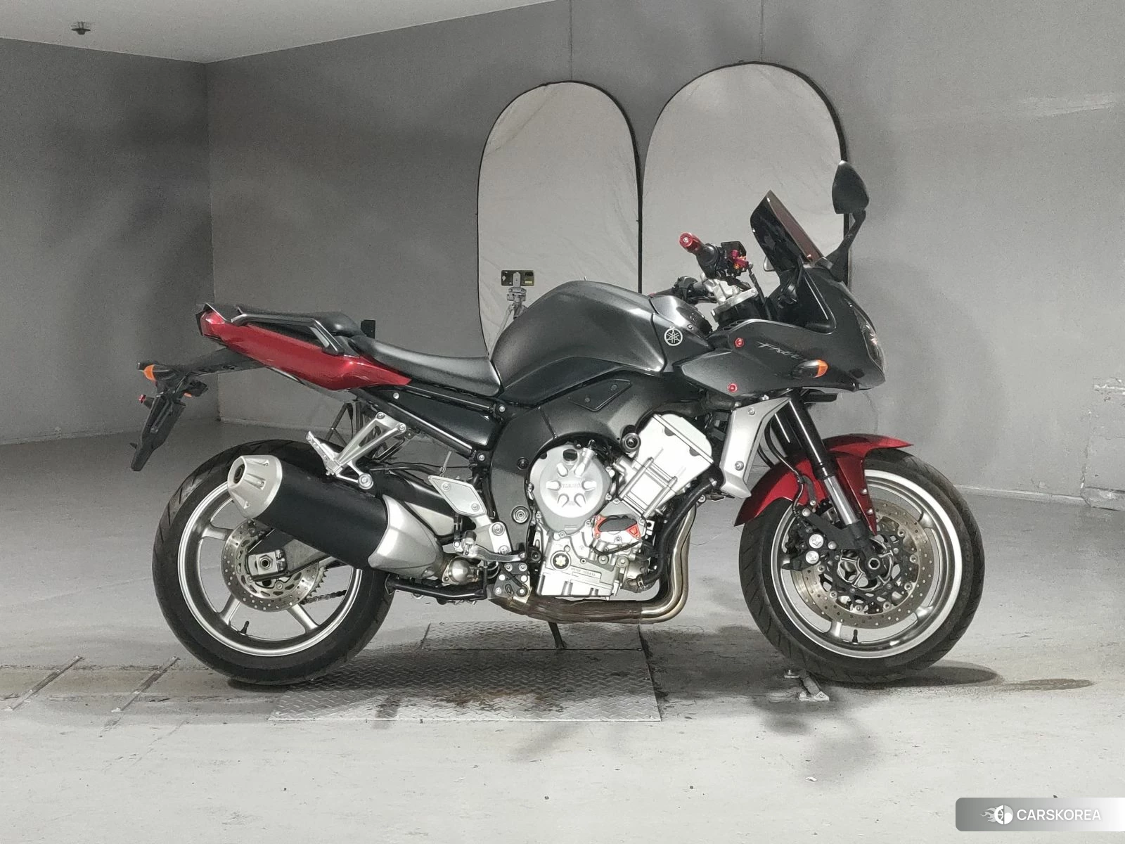 Проданный Yamaha FZ1 FEATHER 2018 из Японии