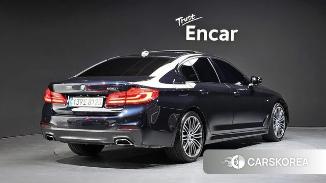 BMW 5 Series (G30) 2019 Черный из Кореи