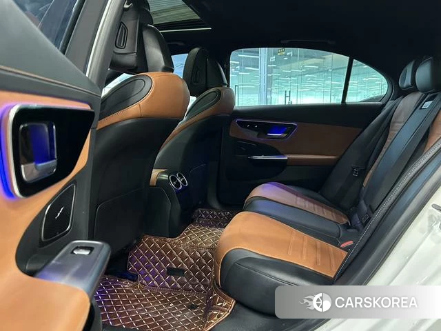 Mercedes-Benz Class C 2021 Белый из Китая