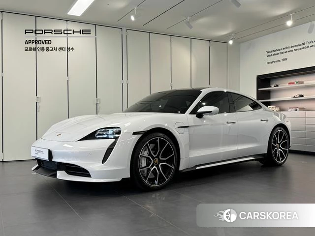Porsche Taycan 2023 Белый из Кореи