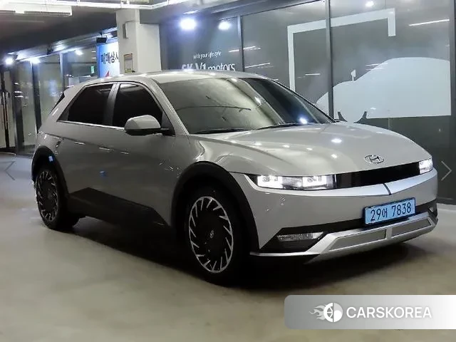 Hyundai Ionic 5 2022 Серебристо-серый из Кореи