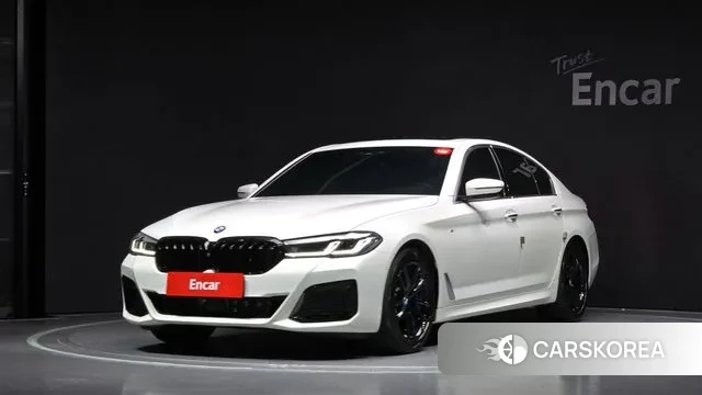 BMW 5 Series (G30) 2018 Белый из Кореи