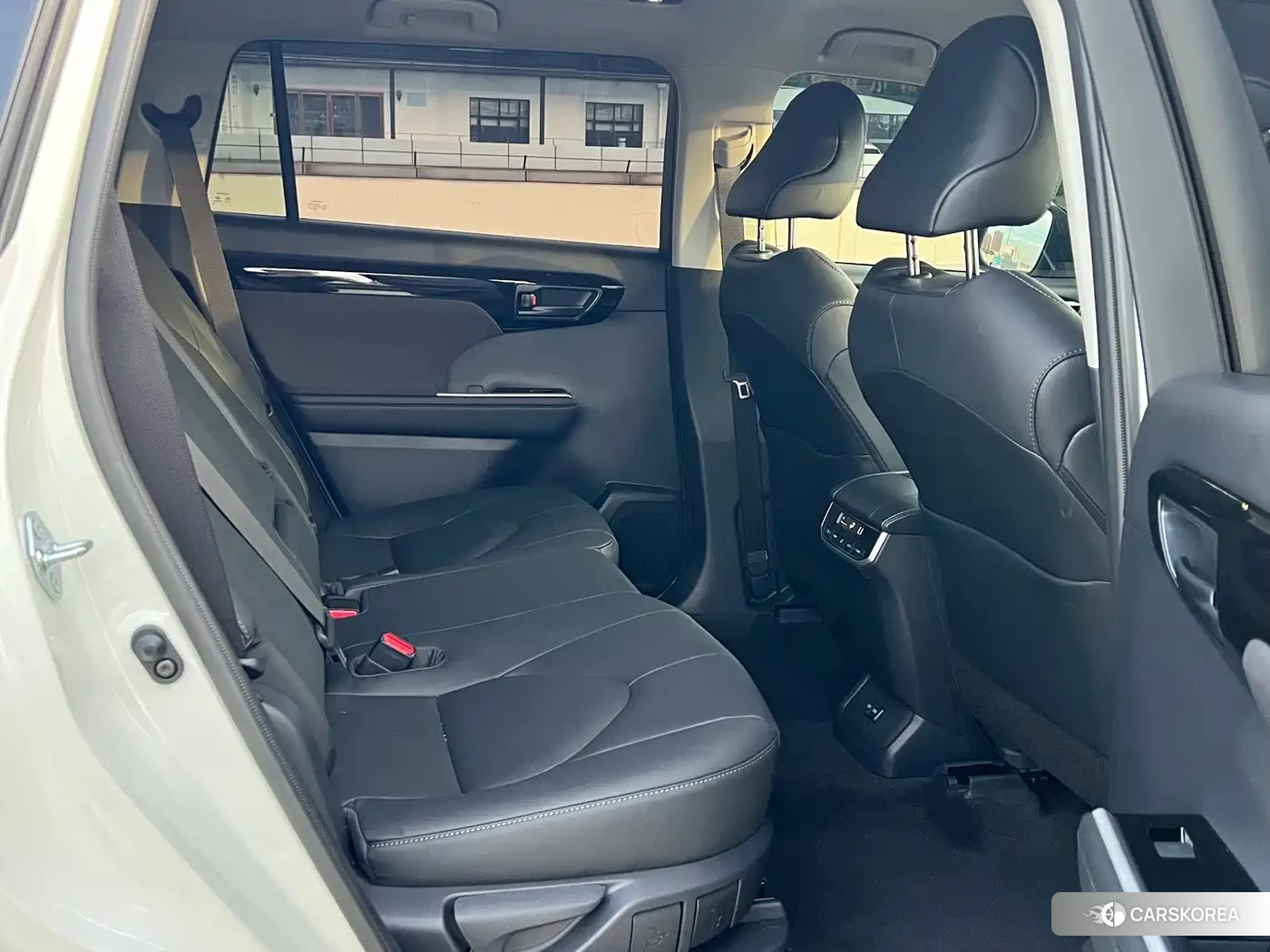 Toyota Highlander 2026 Белый из Китая
