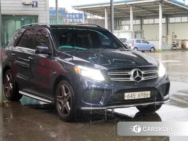 Mercedes-Benz GLE - Class W166 2018 Синий из Кореи