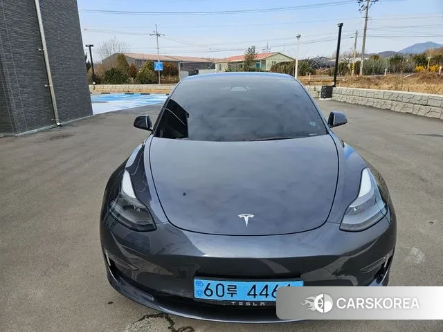 Tesla Model 3 2022 Серый из Кореи