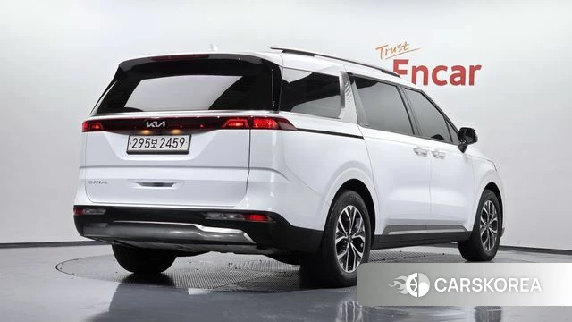 Kia Carnival 4th generation 2023 Белый из Кореи