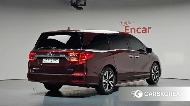 Honda Odyssey 2018 Красный из Кореи