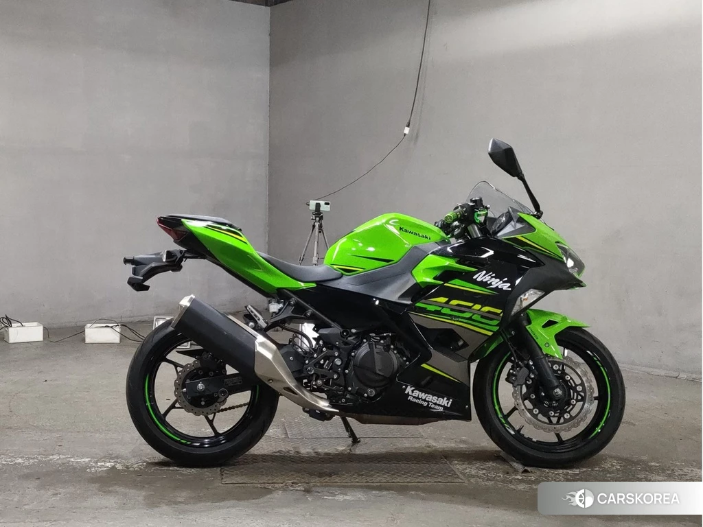 Проданный Kawasaki NINJA 400 2019 из Японии, фото 2
