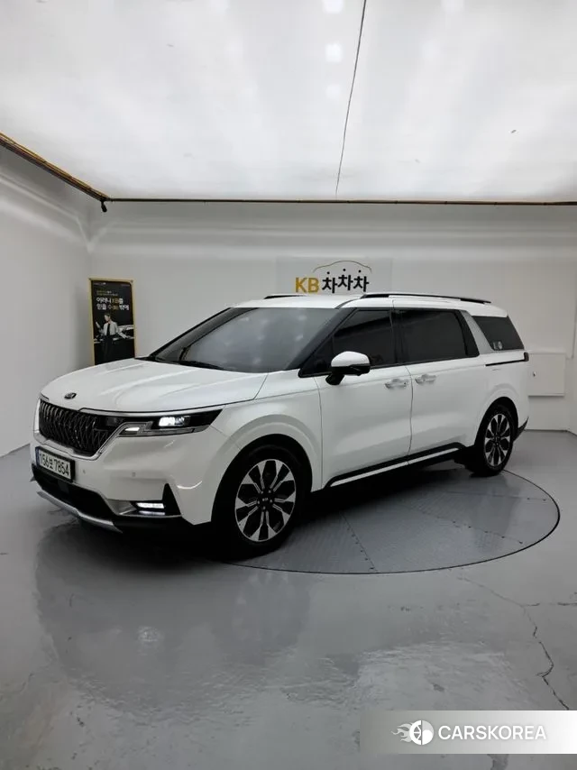 Kia Carnival 4th generation 2021 Жемчужный цвет из Кореи