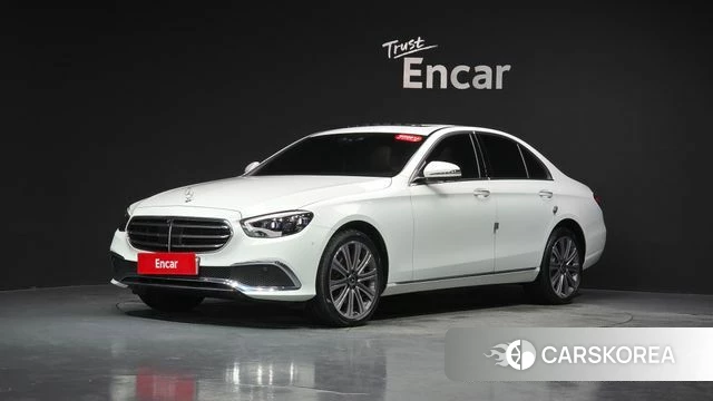 Mercedes-Benz E-Class W213 2022 Белый из Кореи