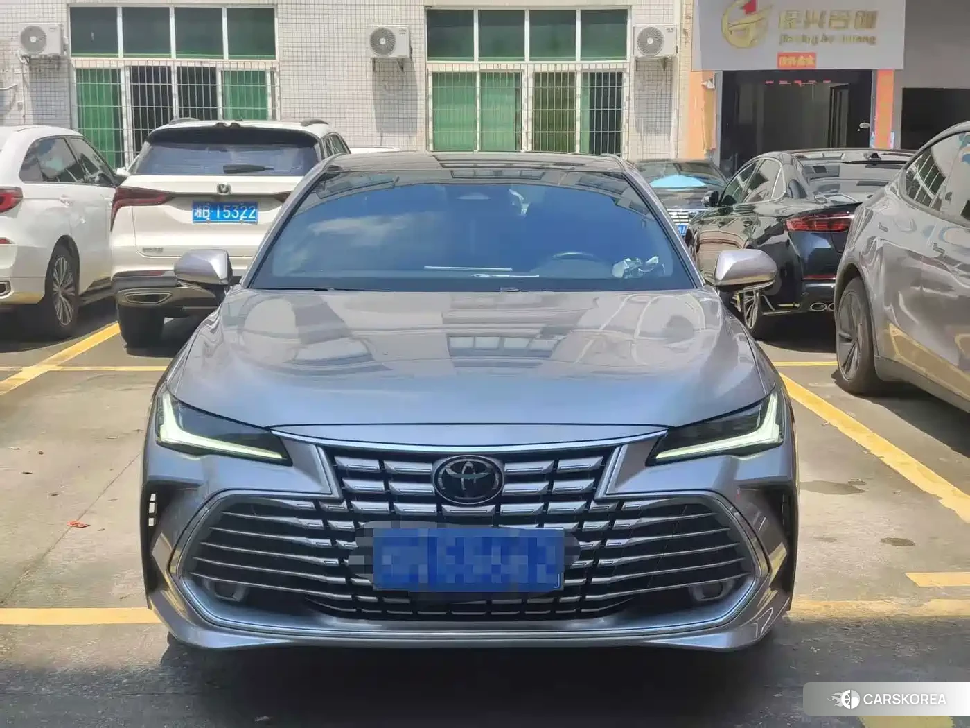 Toyota Avalon 2024 Silver/gray из Китая