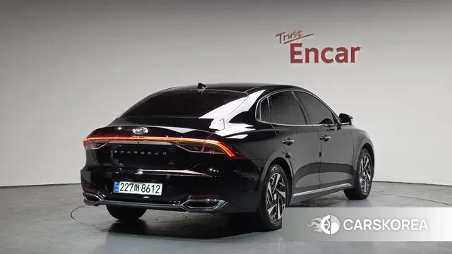 Hyundai The New Grandeur IG Hybrid 2021 Черный из Кореи