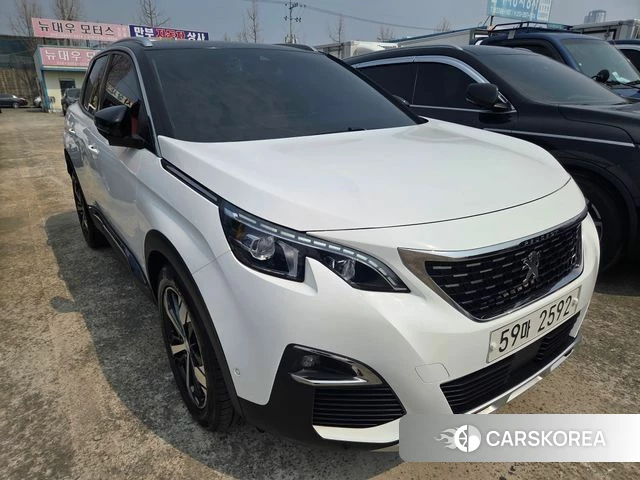 Peugeot 3008 second generation 2018 Белый из Кореи