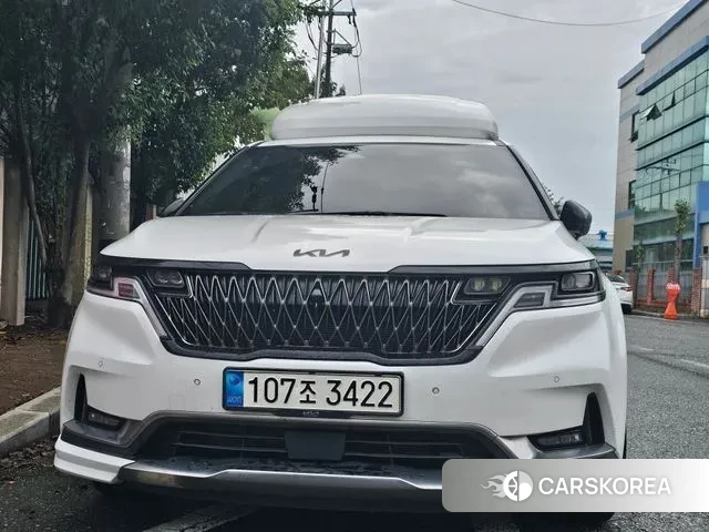 Kia Carnival 4th generation 2023 Белый из Кореи