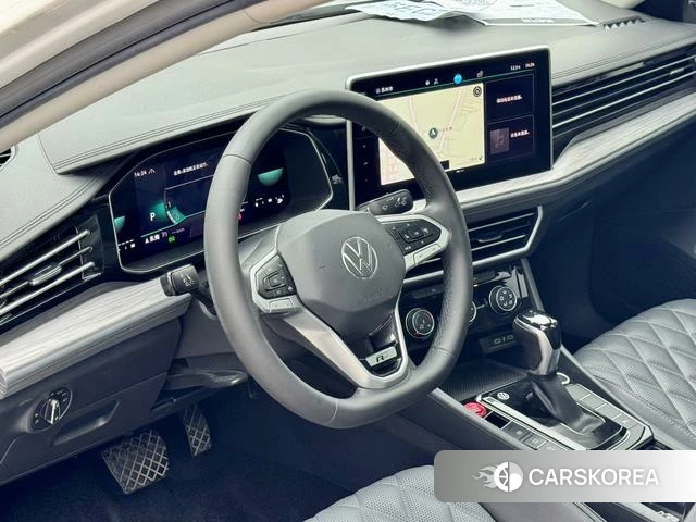 Volkswagen Sagitar 2023 Белый из Китая
