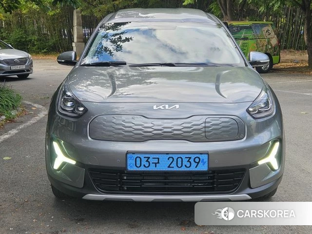 Kia Niro Plus 2022 Серый из Кореи