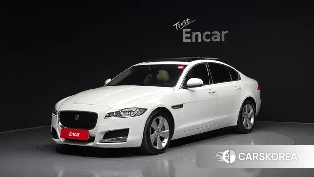 Jaguar XF (X260) 2018 Белый из Кореи