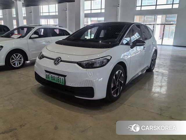 Volkswagen ID.3 2024 Белый из Китая