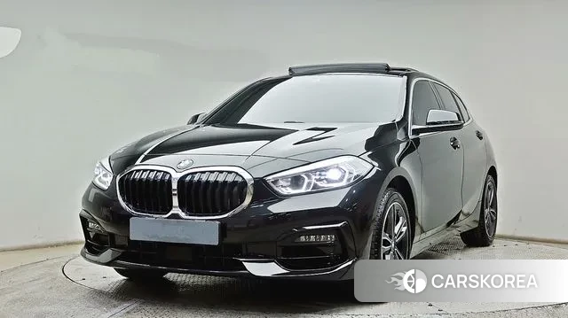 BMW 1 Series (F40) 2022 Черный из Кореи