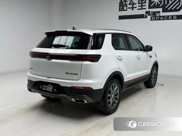Chang'an CS55 PLUS 2021 Белый из Китая