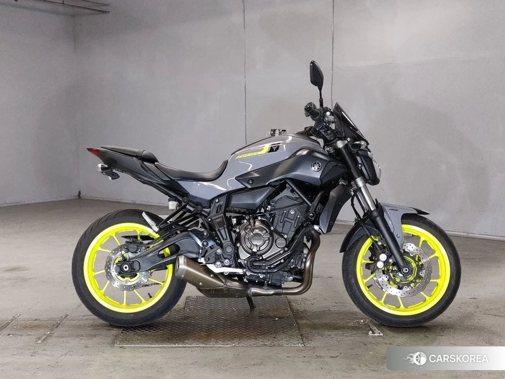 Проданный Yamaha MT-07 2017 из Японии