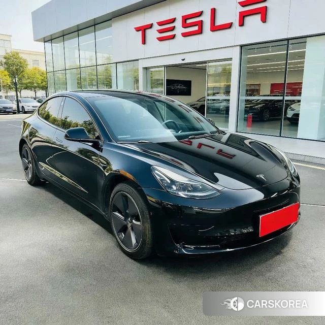 Tesla Model 3 2023 Черный из Китая