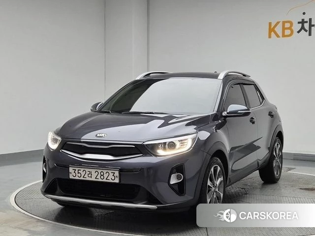 Kia Stonic 2020 Серый из Кореи