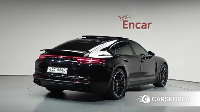 Porsche Panamera (971) 2018 Черный из Кореи