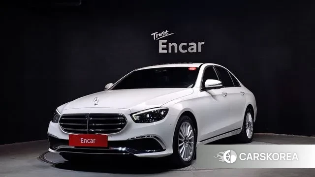 Mercedes-Benz E-Class W213 2022 Белый из Кореи