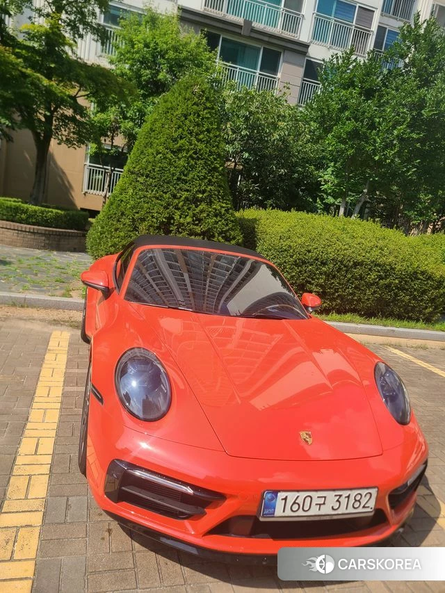 Porsche 911(992) 2020 Оранжевый из Кореи