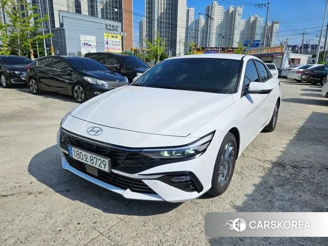 Hyundai The New Avante (CN7) 2023 Белый из Кореи