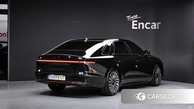 Hyundai Grandeur Hybrid (GN7) 2024 Черный из Кореи