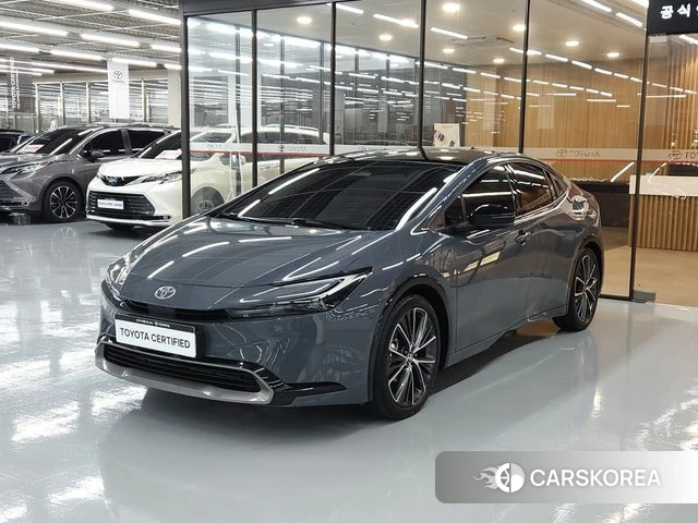 Toyota Prius 5th Generation 2026 Серый из Кореи
