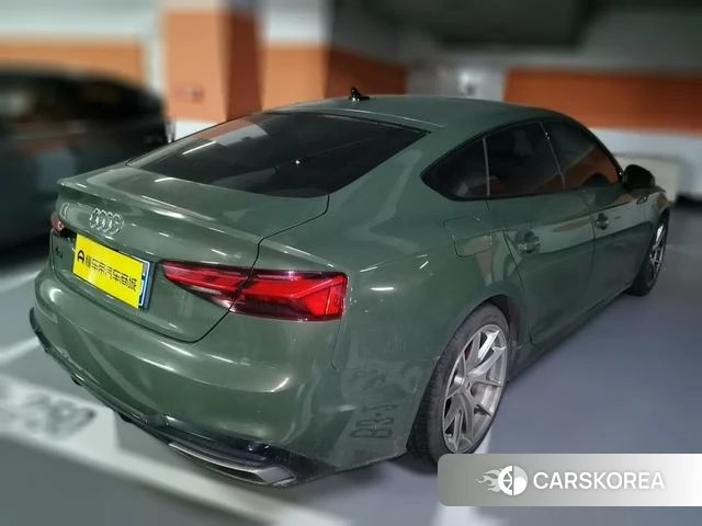 Audi A5 2021 Зеленый из Китая