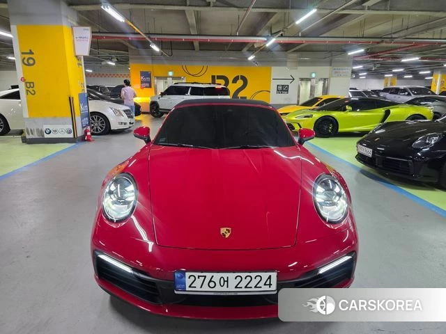 Porsche 911(992) 2021 Красный из Кореи