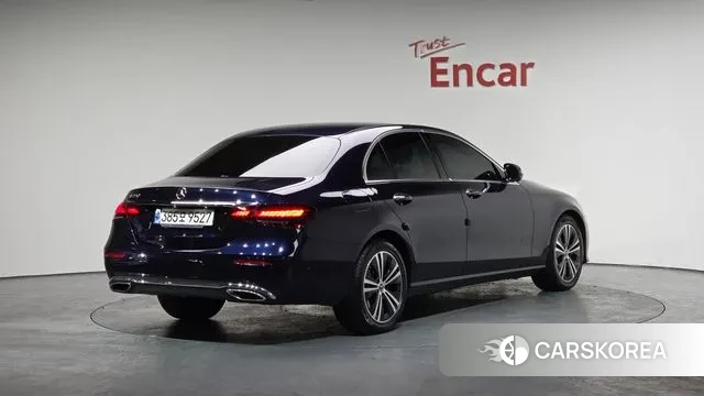 Mercedes-Benz E-Class W213 2022 Синий из Кореи