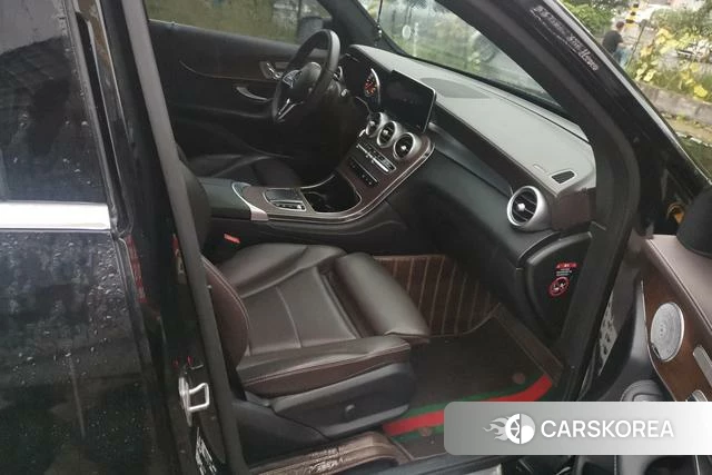 Mercedes-Benz GLC 2021 Черный из Китая