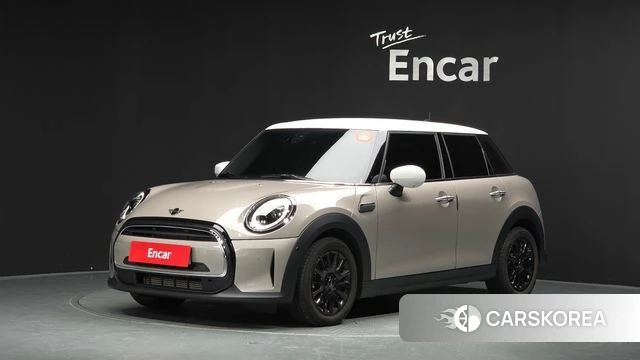 Mini Cooper 2023 Песочный из Кореи