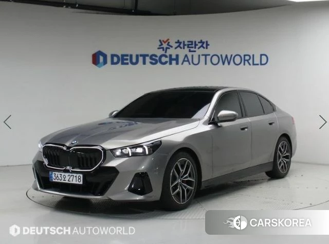 BMW 5 Series (G60) 2025 Серый из Кореи