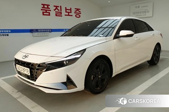 Hyundai Avante Hybrid (CN7) 2022 Белый из Кореи