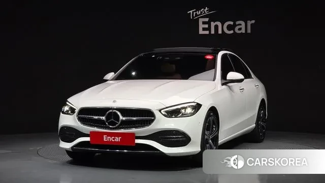 Mercedes-Benz C-Class W206 2023 Белый из Кореи