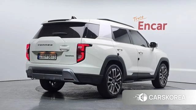 Ssangyong Torres 2023 Белый из Кореи