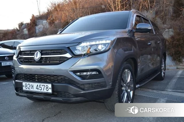 Ssangyong Rexton Sports 2020 Серый из Кореи