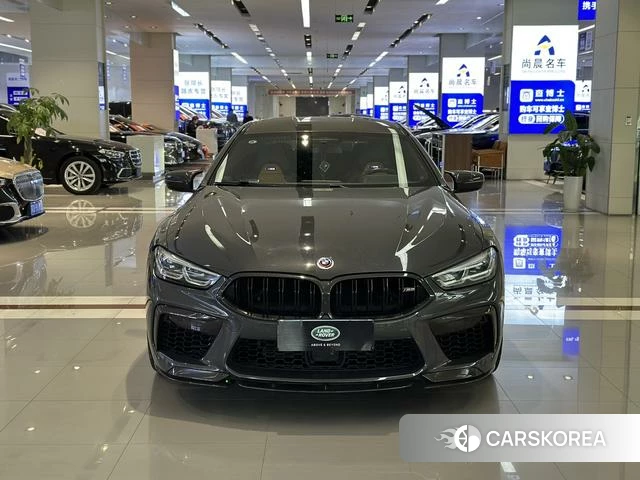BMW M8 2021 Темно-серый из Китая