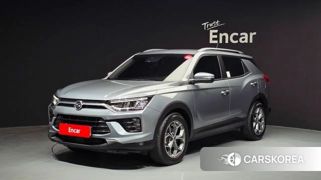 Ssangyong Beautiful Korando 2019 Серебристо-серый из Кореи