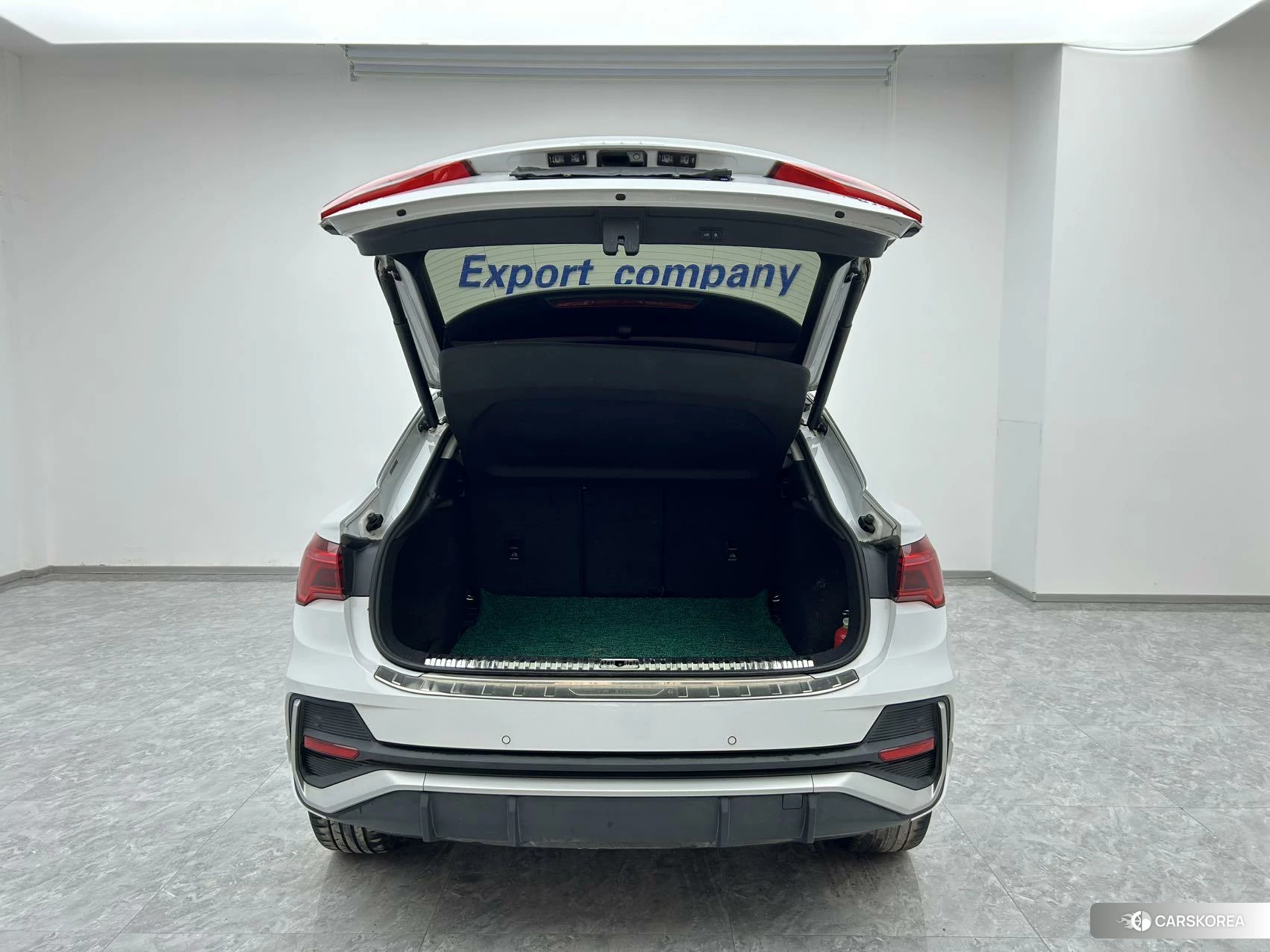 Audi Q3 Sportback 2020 Белый из Китая