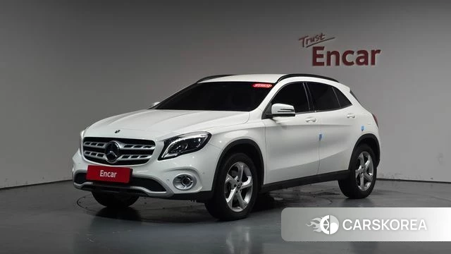 Mercedes-Benz GLA-Class X156 2019 Белый из Кореи