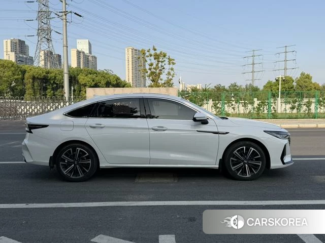 Chery Arrizo 8 2023 Белый из Китая