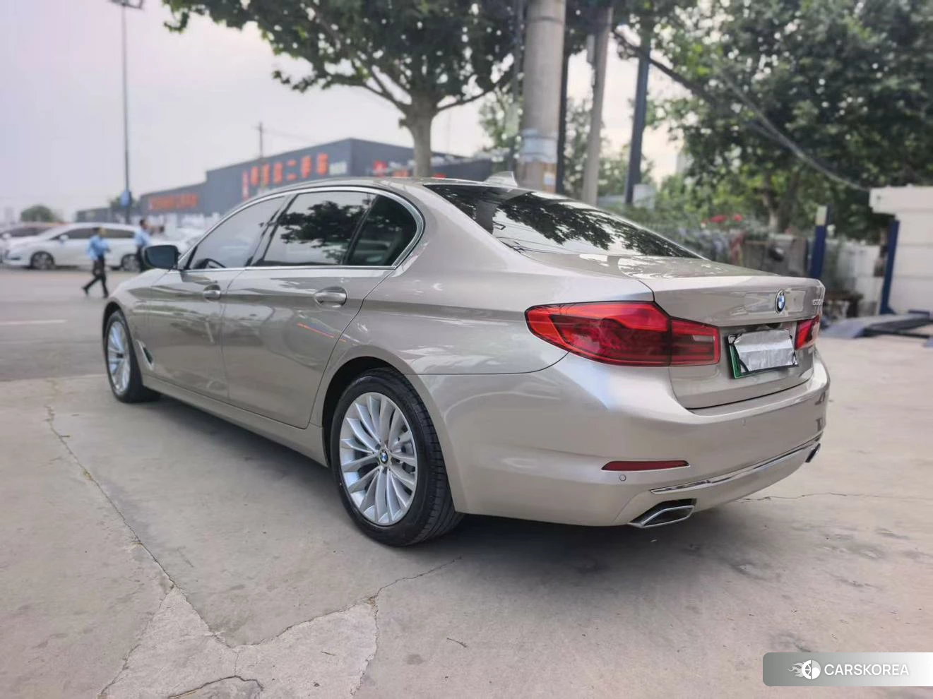 BMW 5 series PHEV 2020 Шампань из Китая