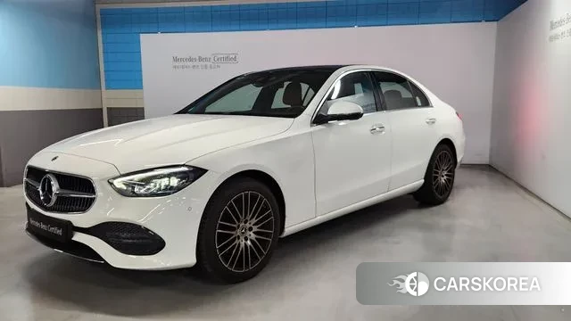 Mercedes-Benz C-Class W206 2025 Белый из Кореи